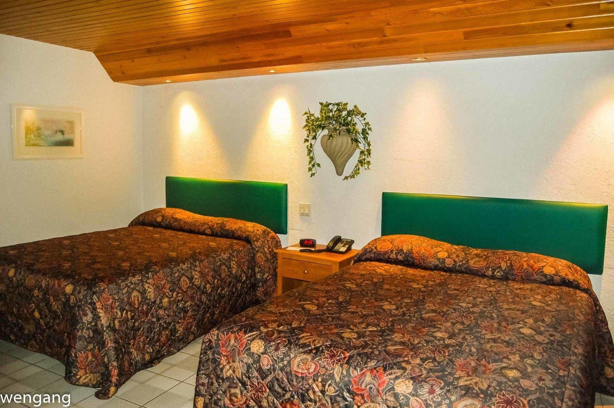 Auberge Godard Nominingue Exteriér fotografie
